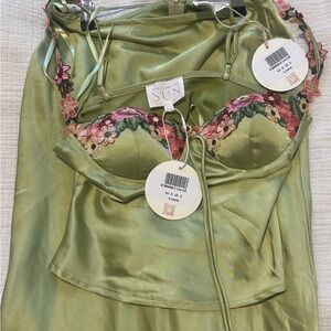 Women's Green Floral Intimate Set